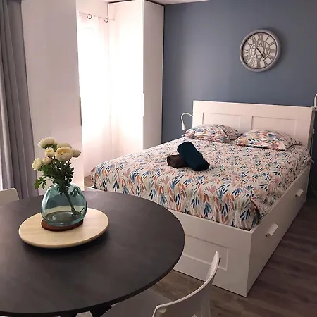 Le Voili Voilou Climatise Apartmán *